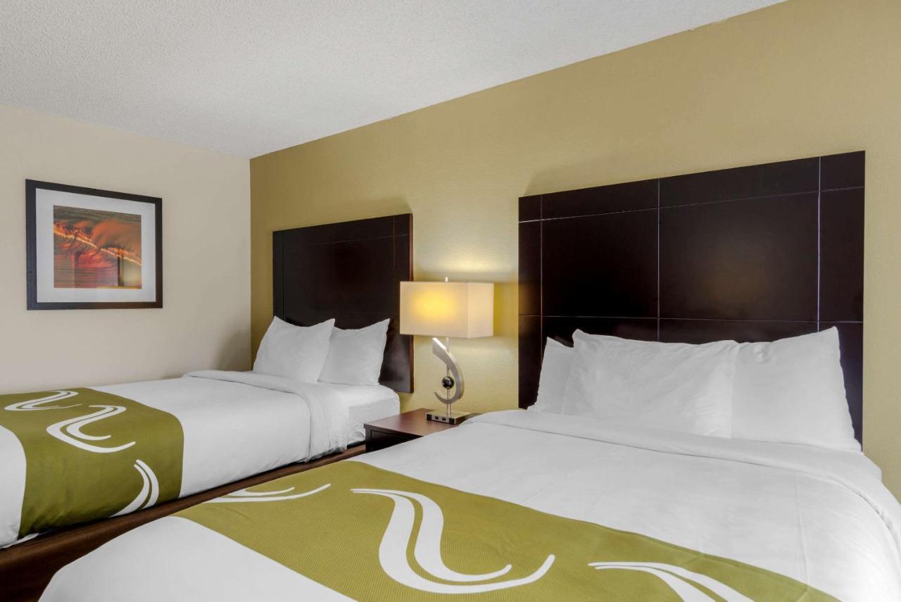Quality Inn Акворт Экстерьер фото